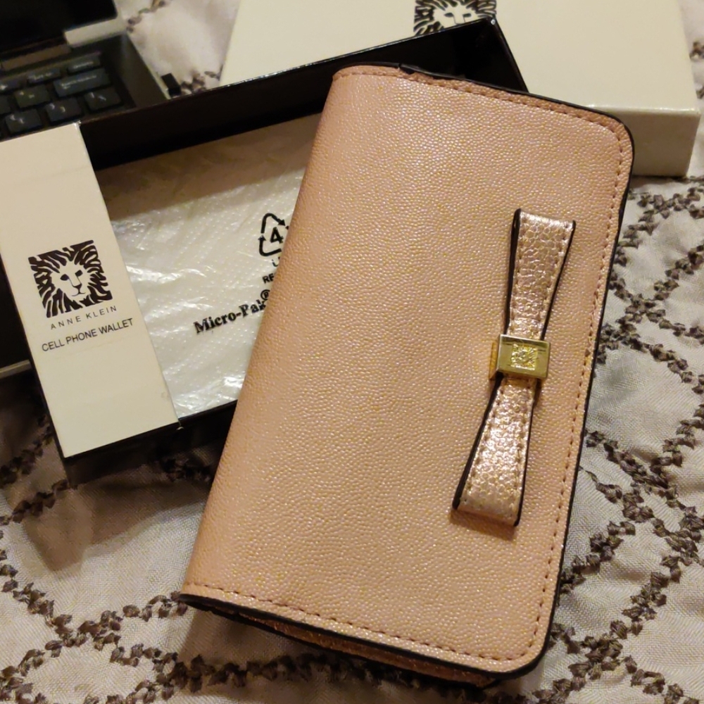 Anne Klein Cell Phone Wallet